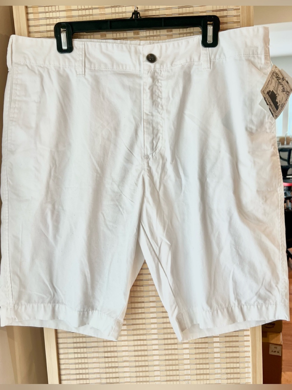 NWT White Bermuda Shorts 2XL 36” Waist